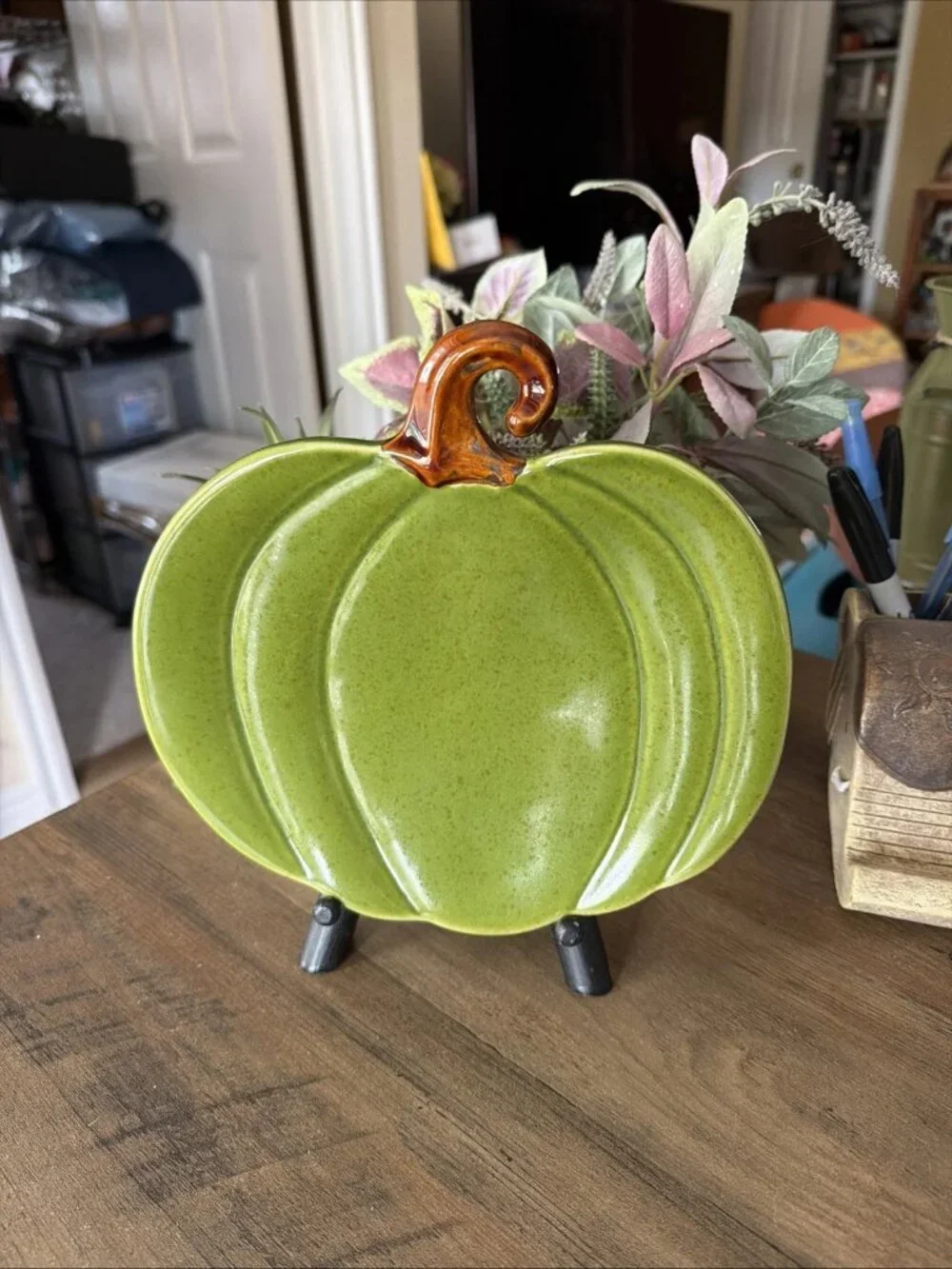 Williams Sonoma - Green Pumpkin Shaped Salad/Dessert Plate